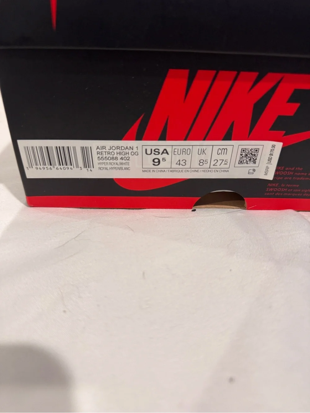 Size 9. 5- Jordan 1 Retro OG High Hyper Royal (WITH BOX, EXCELLENT CONDITION) #s